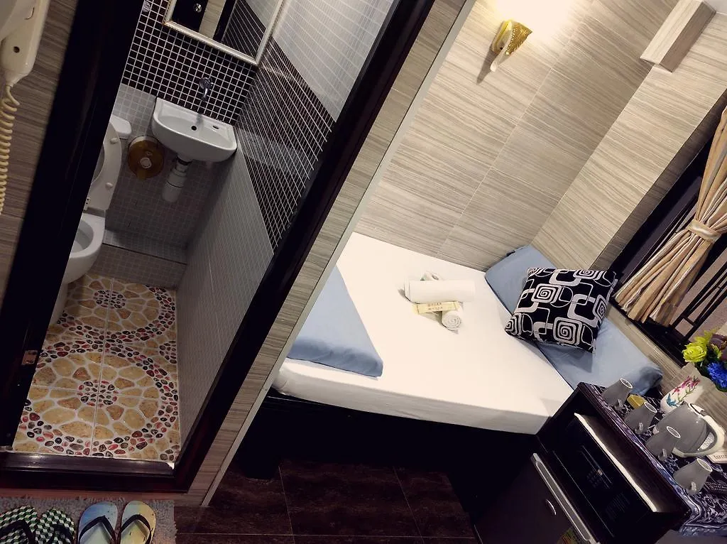 Budget Hostel Block D 10Th Floor Hongkong 0*,